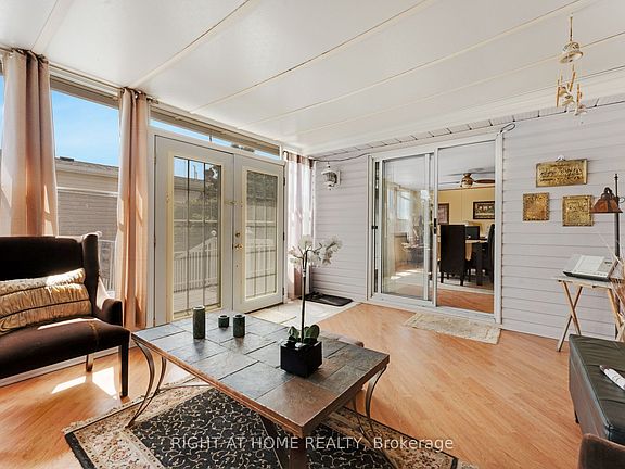 5th image of 3033 Townline Rd #8