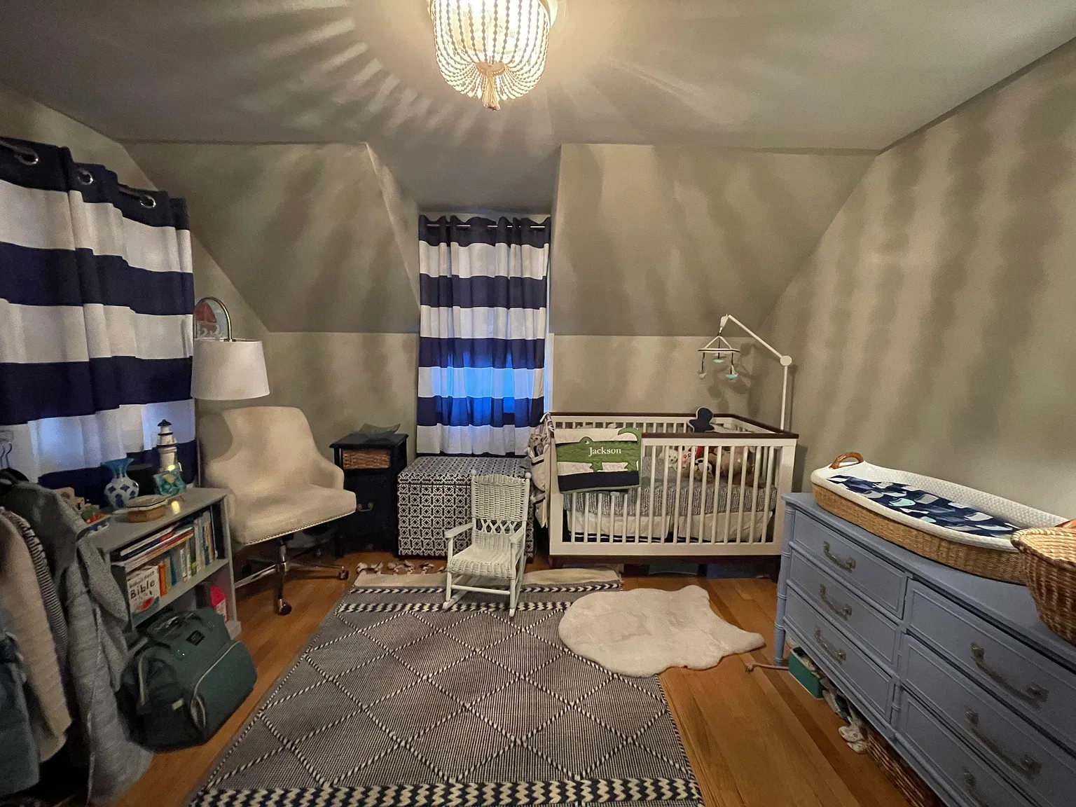 3 bed, 2010 sqft, $4,500 — Photo 3