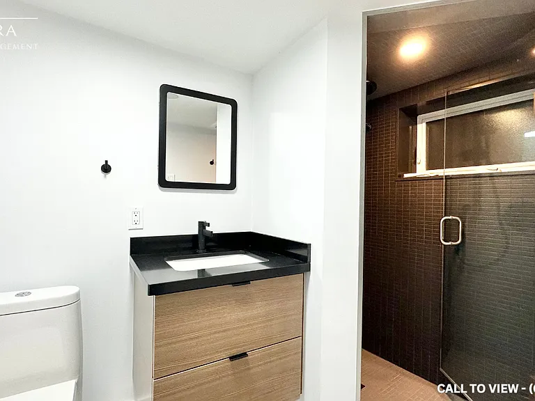 99 Mackay Ave #2 — Photo 6