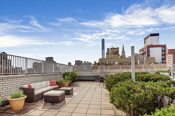 Rented by GoodRock Realty | media 27