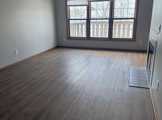 1037 McKnight Cir APT 2, Rockford, IL 61107