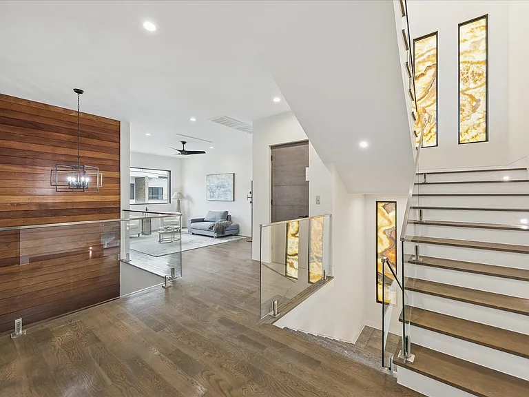 2610 Westgrove Ln — Photo 19