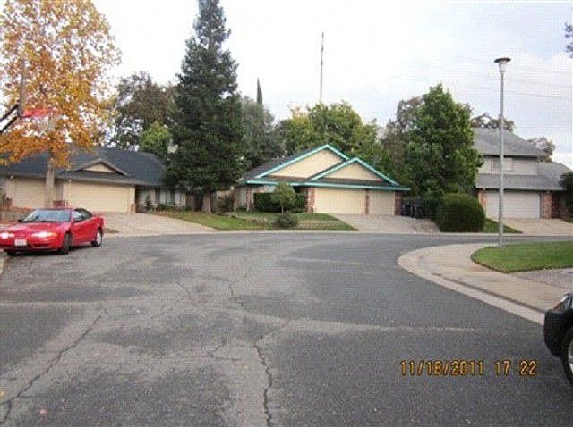 2nd image of 6443 San Stefano St