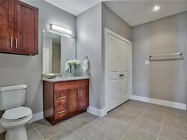 13601 Pinnacle Cir W — Photo 48