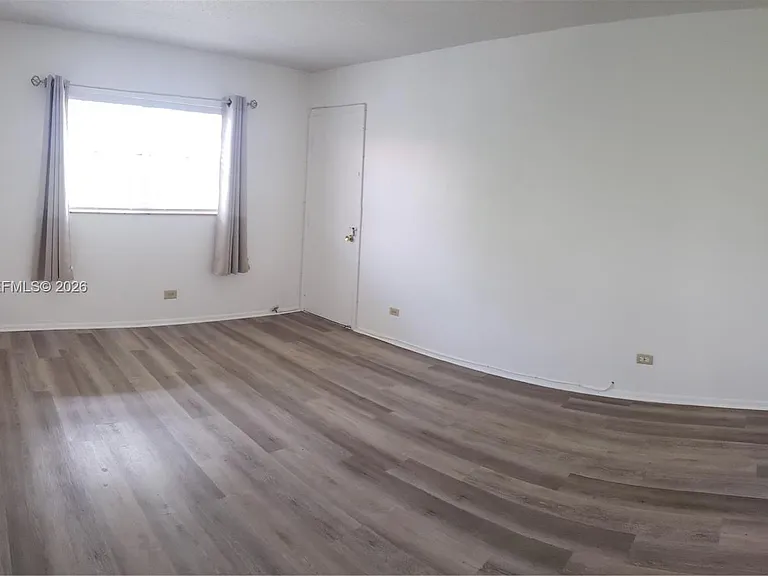 8107 SW 72nd Ave #416E — Photo 10