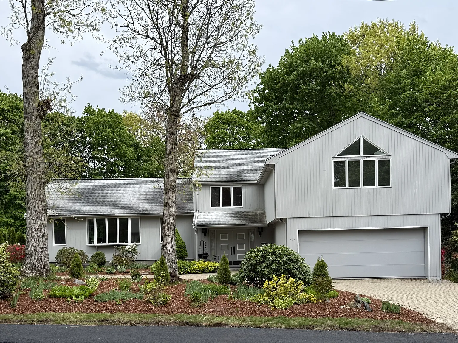 22 Phinney Rd — Photo 1