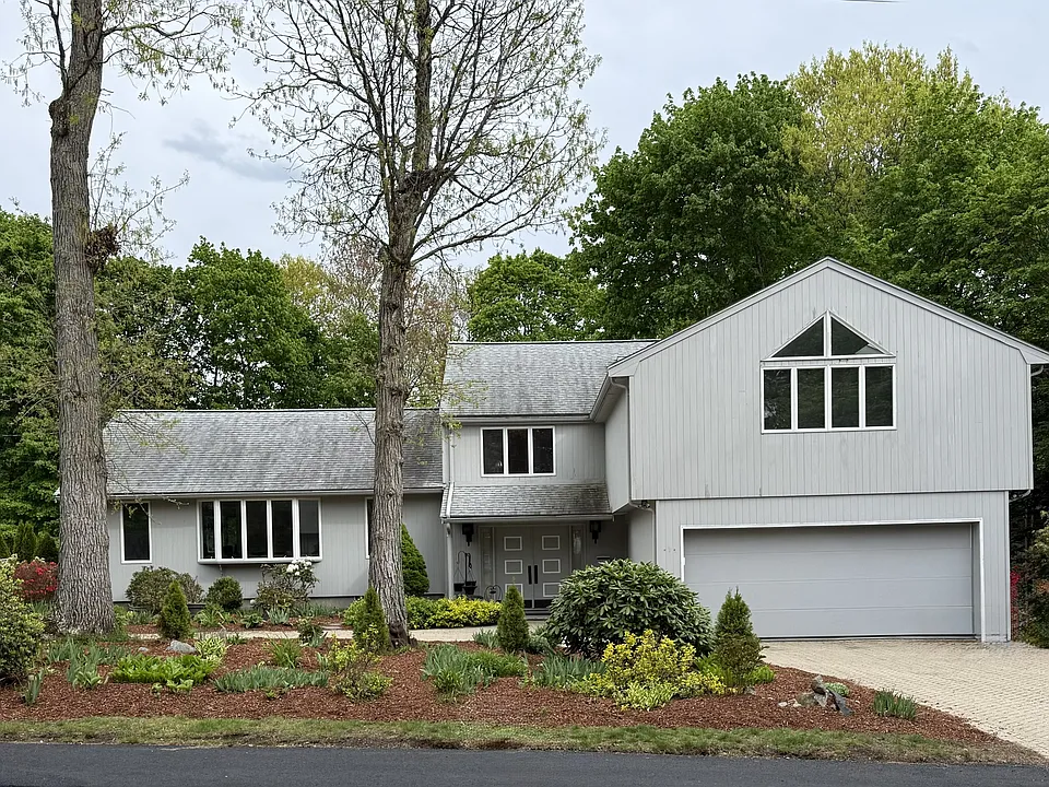 22 Phinney Rd