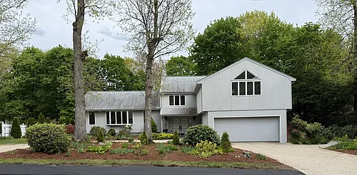 22 Phinney Rd Photo 1