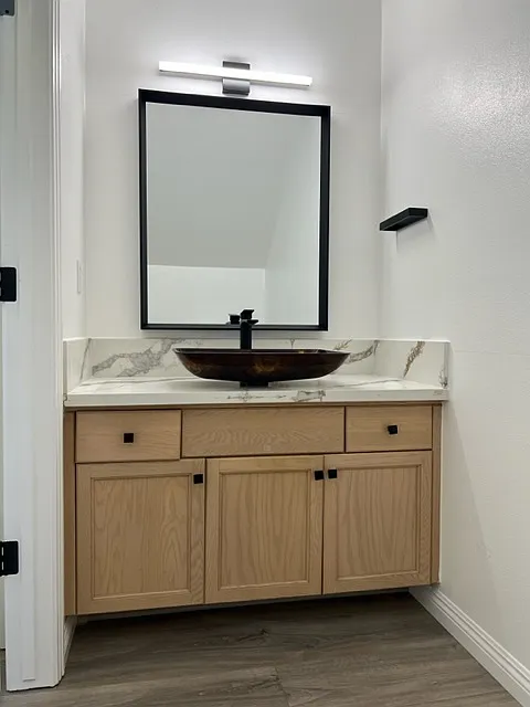 Guest Bathroom - 275 E Marwood Ln