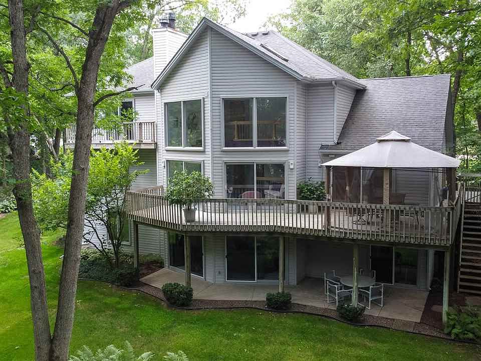 1st image of 7572 Cherry Hill Dr