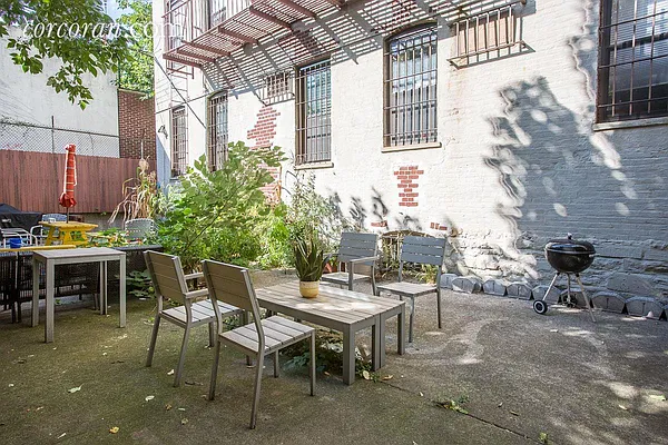 Sold by Corcoran | media 34