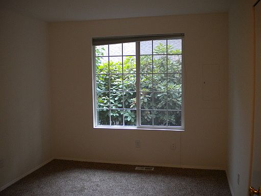 5th image of 8625 137th Ave NE