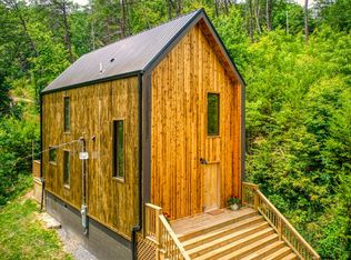 3110 Sourwood Way, Sevierville, TN 37862