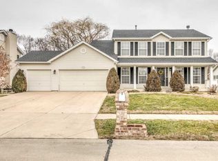 32 Goldtrail Dr, Saint Charles, MO 63301