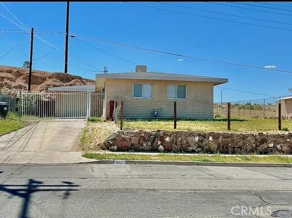910 Lillian Dr, Barstow, CA 92311