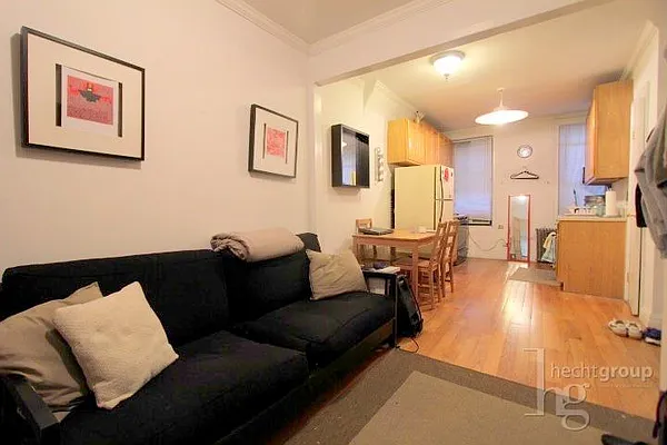 Rented by Hecht Group | media 6