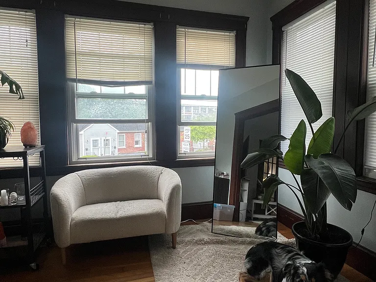 Sunroom (off living room)