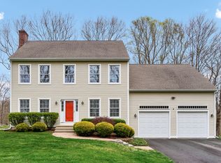 33 Wells Wood Rd, Columbia, CT 06237