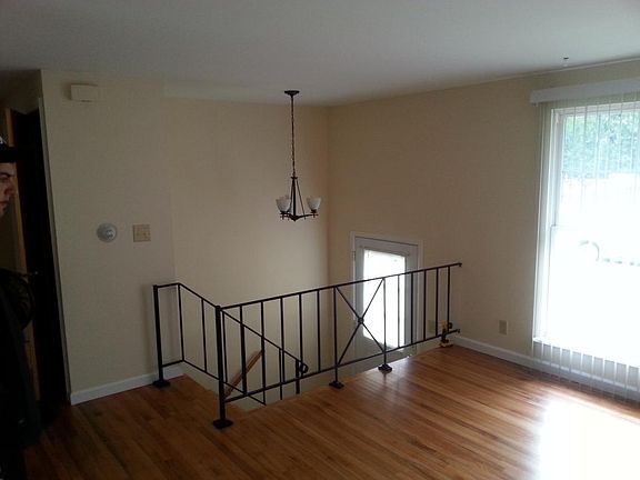 Living Room to Entry