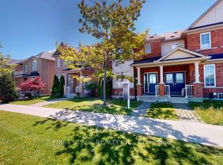 570 Hoover Park Dr, Whitchurch Stouffville, ON L4A0S8