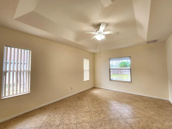 451 SW Laconic Avenue, Port St Lucie, FL 34953