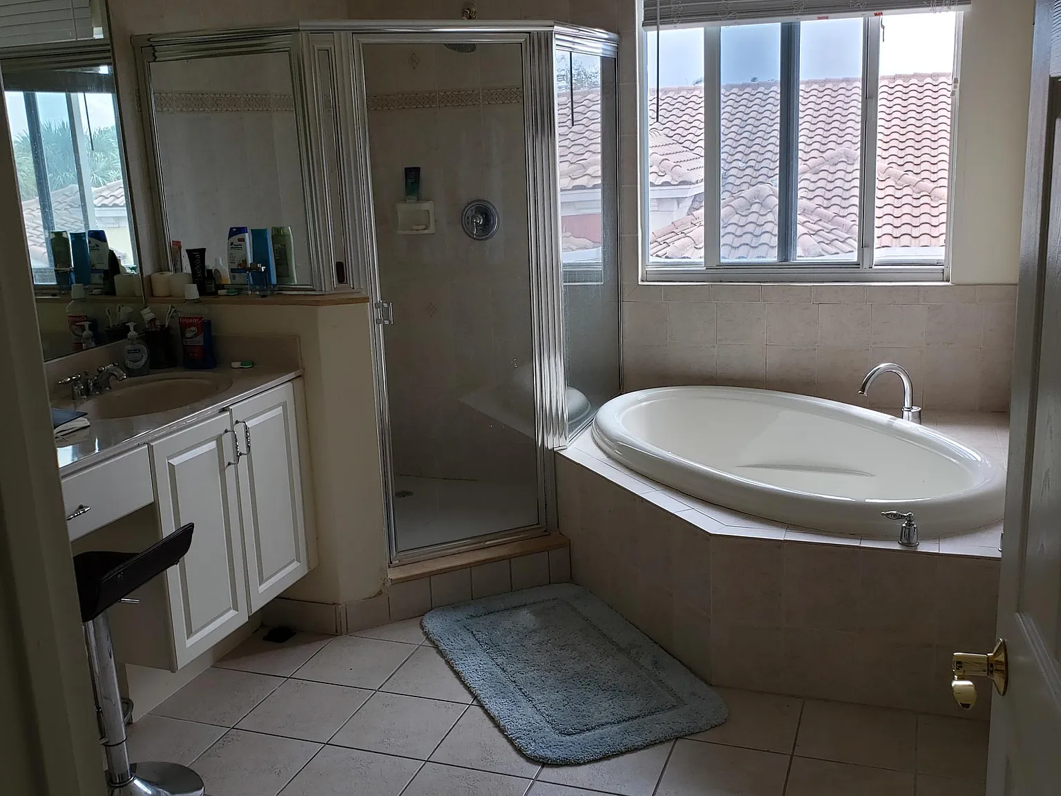 3 bed, 2060 sqft, $2,750 — Photo 3
