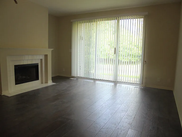 1454 Walnut Hill Ave — Photo 12