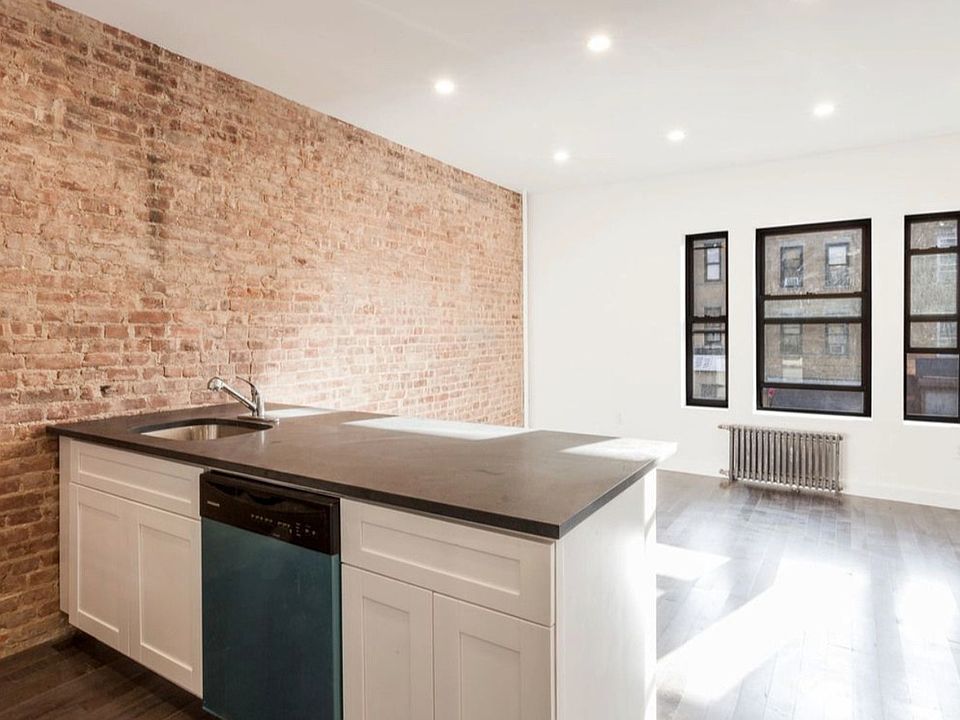1st image of 447 Rogers Ave APT 3R
