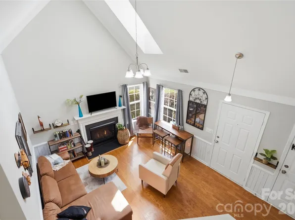 2925 Deep Cove Dr, Concord, NC 28027
