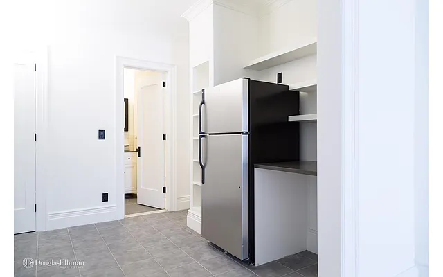 Rented by Douglas Elliman | media 7