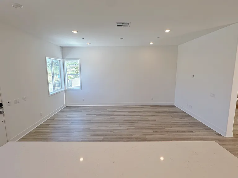 27128 Skyland Way — Photo 2