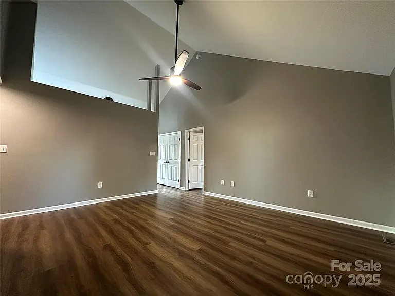 75 Eden St NW — Photo 7