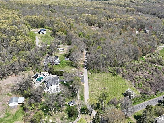 5th image of 182 Cox Road