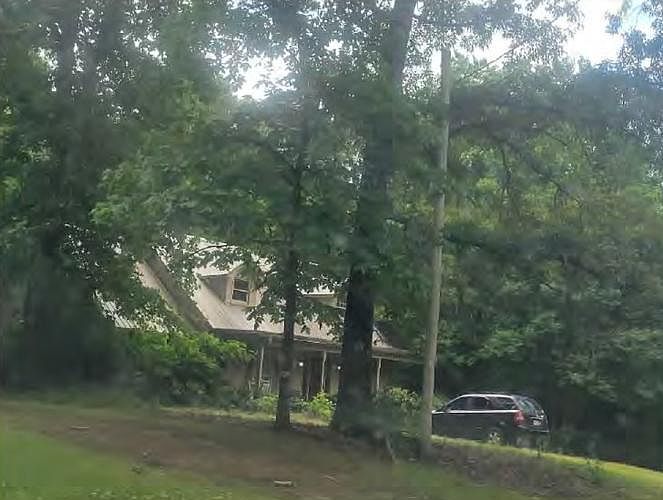 1st image of 2603 Shades Cliff Cir