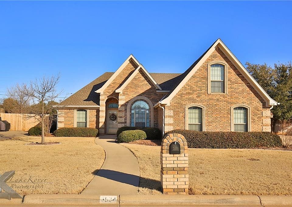 1st image of 3534 Silver Oaks Dr