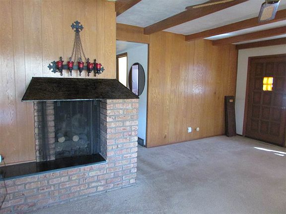 3rd image of 2107 Bell Ave