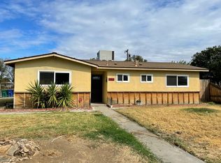 404 Lime Ave, Los Banos, CA 93635
