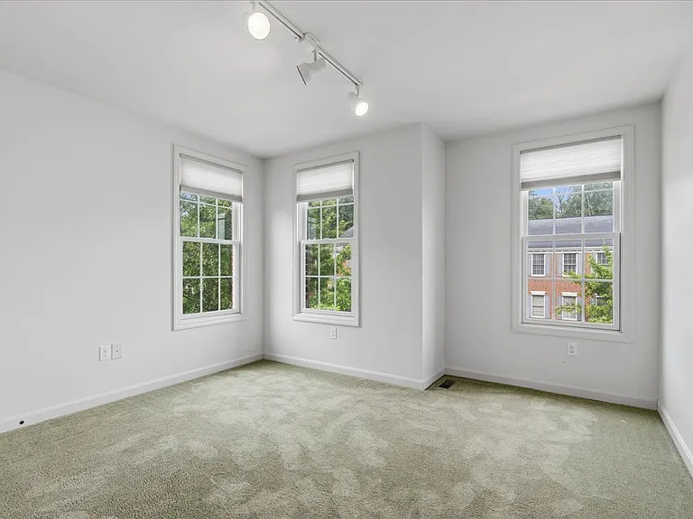 340 Marshall Heights Dr #2700 — Photo 28