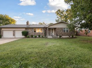 920 Francis Ave, Tahlequah, OK 74464