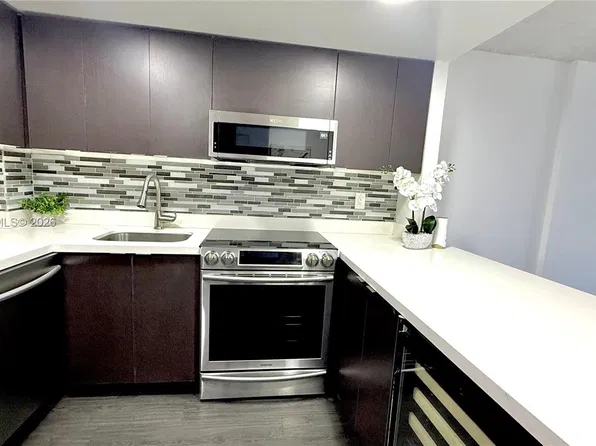 16950 W Dixie Hwy, North Miami Beach, FL