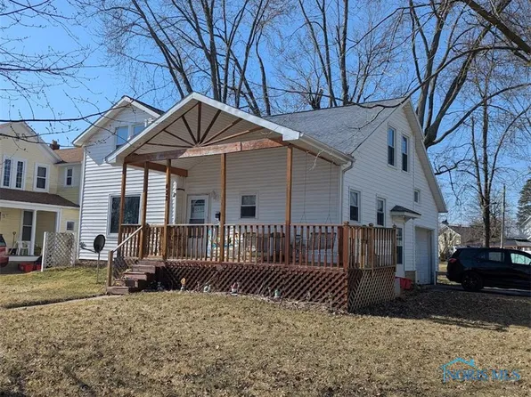 432 W Clinton St, Napoleon, OH 43545