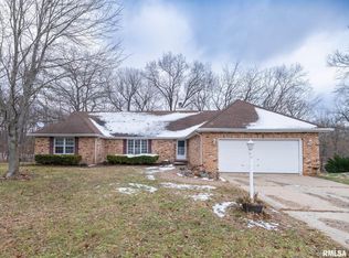 221 Warrior Way, Metamora, IL 61548