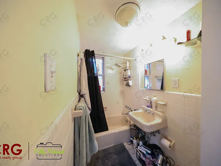 65 Olcott St #1 — Photo 11
