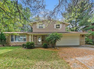 3711 Barrington Dr, Kalamazoo, MI 49006
