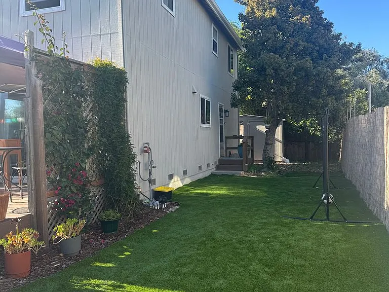 2436 Paul Minnie Ave — Photo 2