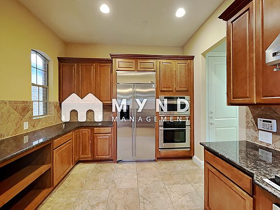 4th image of 4717 Bayview Dr