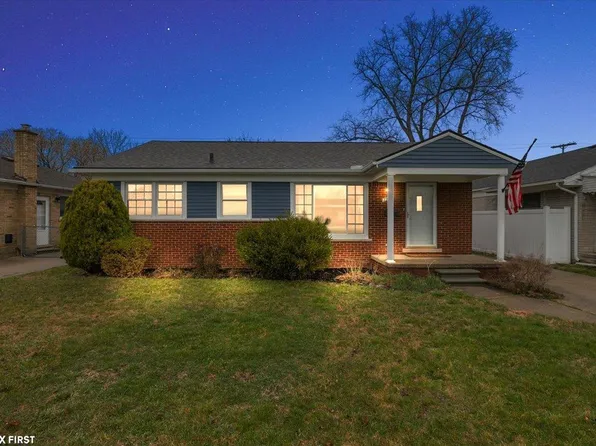 22953 Doremus St, Saint Clair Shores, MI 48080