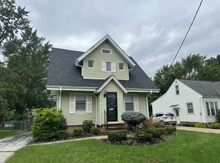 1440 Gordon Rd, Lyndhurst, OH 44124