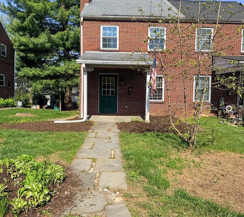320 Atkins Ave