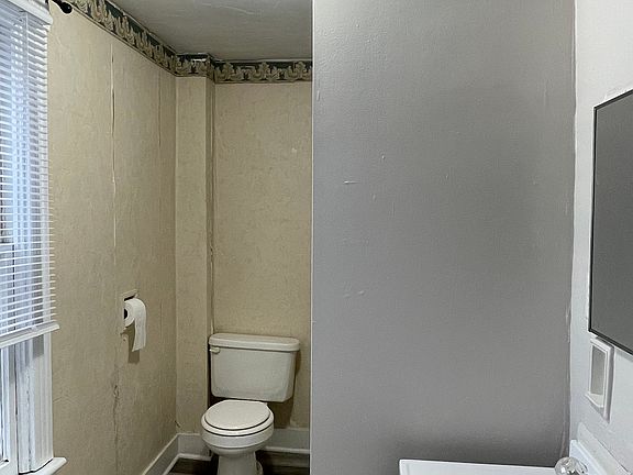 5th image of 341 E Michigan St #2